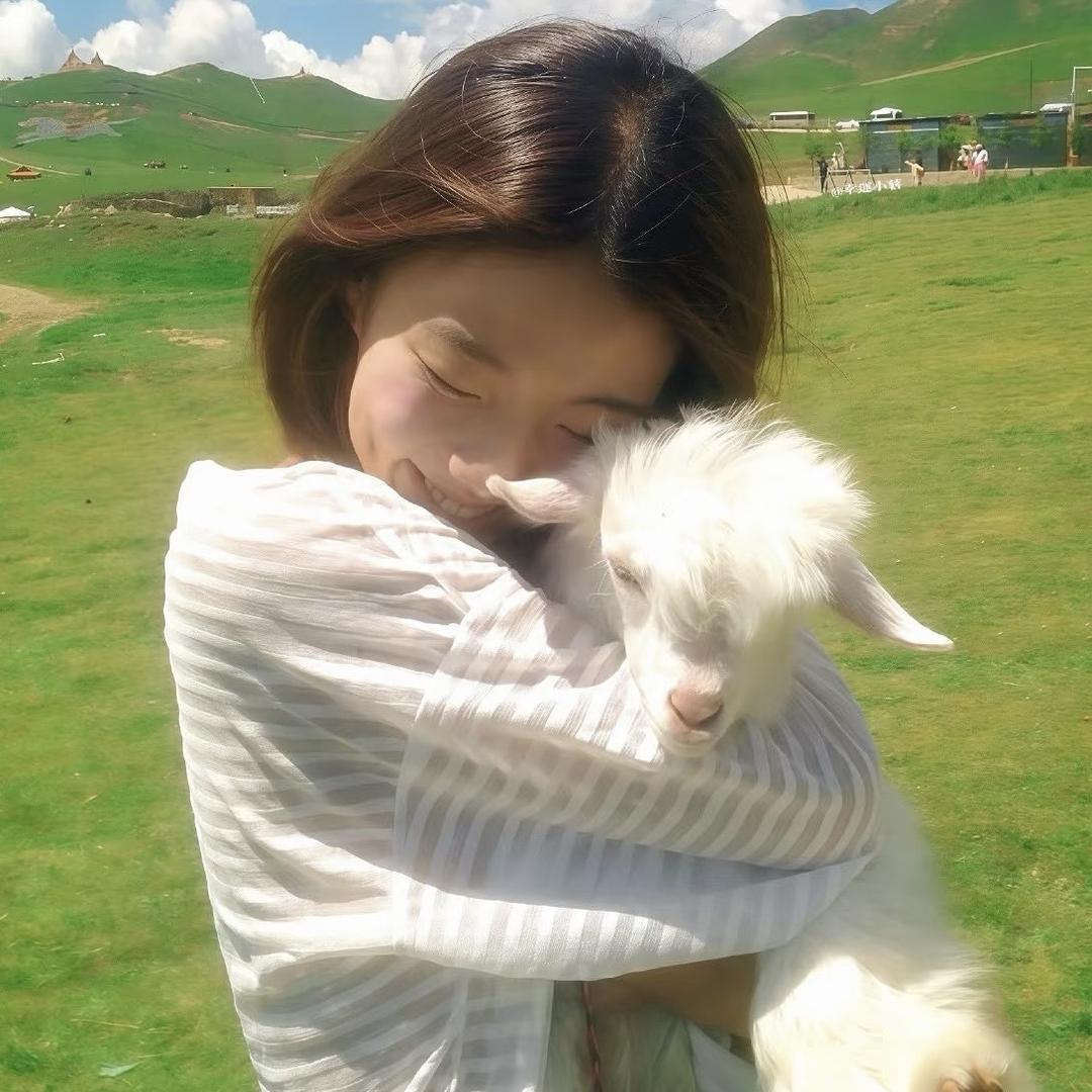 小Sheep (ง ´͈౪`͈)ว