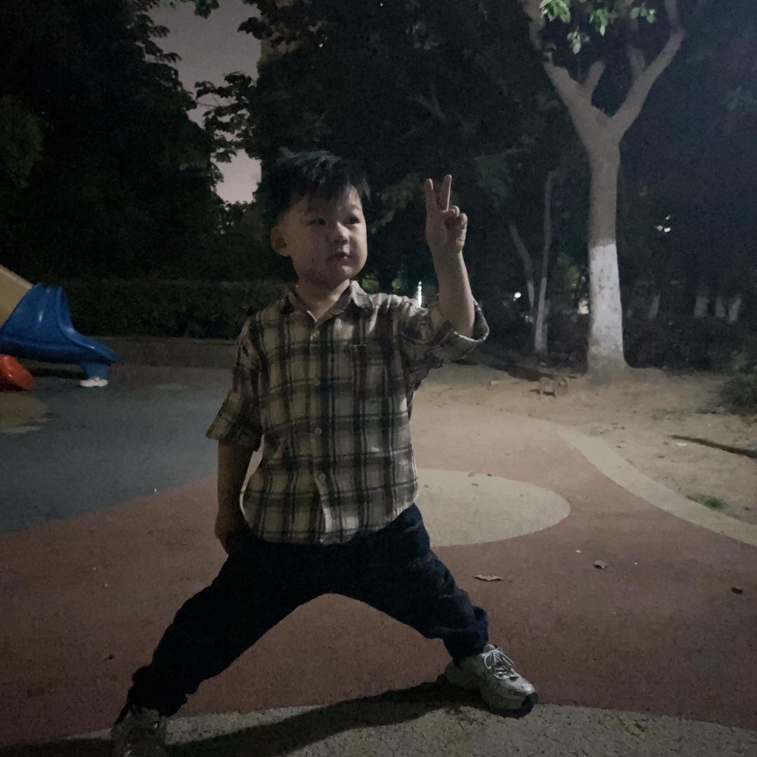 七彩童年