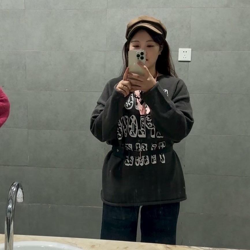 百家超市明港店小何