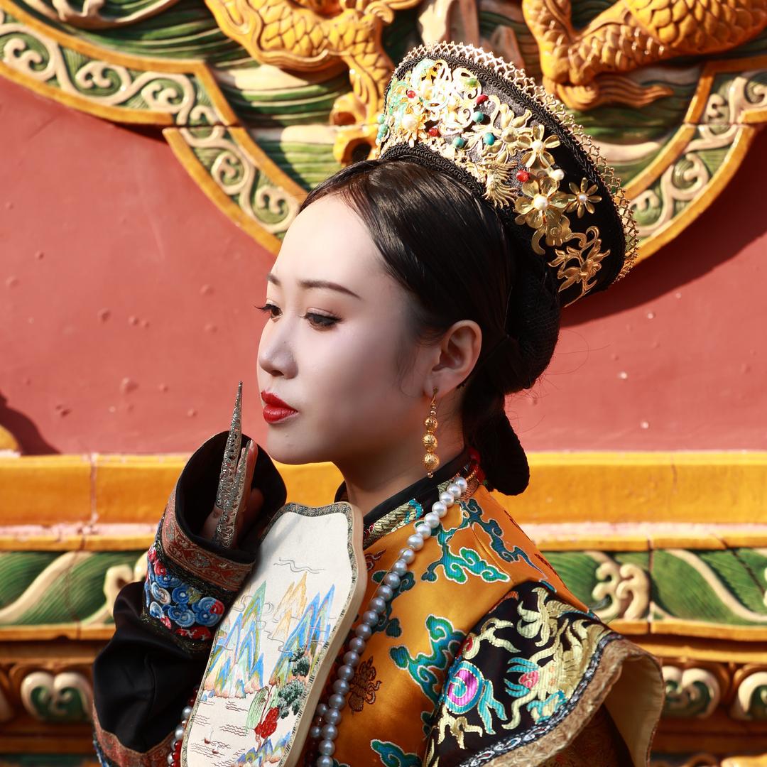 J姐爱搞钱