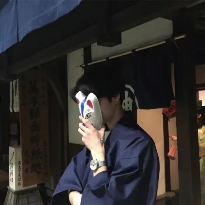 栀栀健健