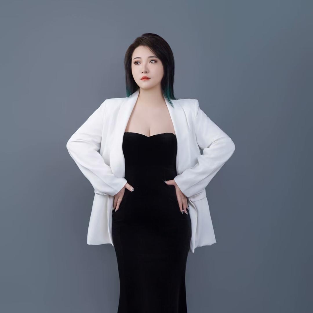 佳木斯蔷薇经理：菲菲  《蛋白烫发》