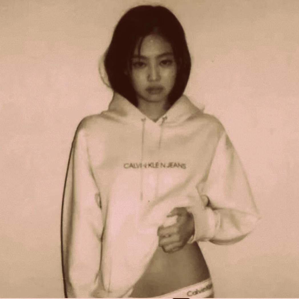 有只叫十一的小猫爱喝酸奶🐈