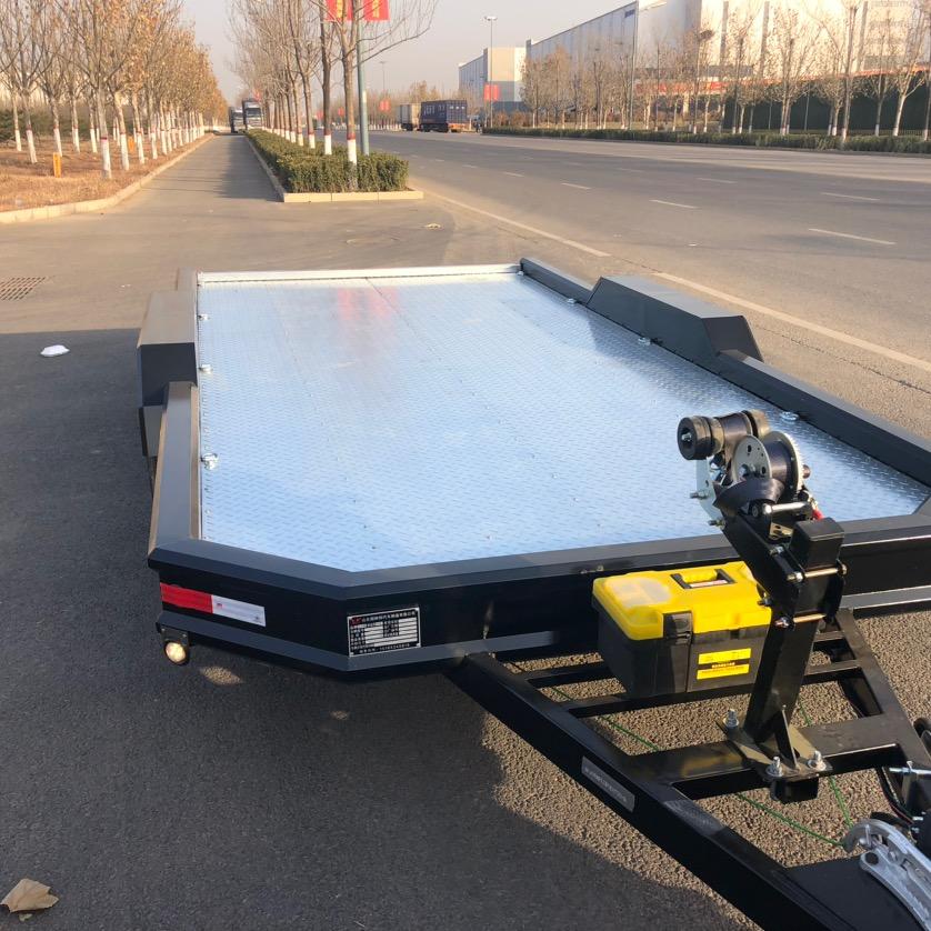 老黑拖挂车