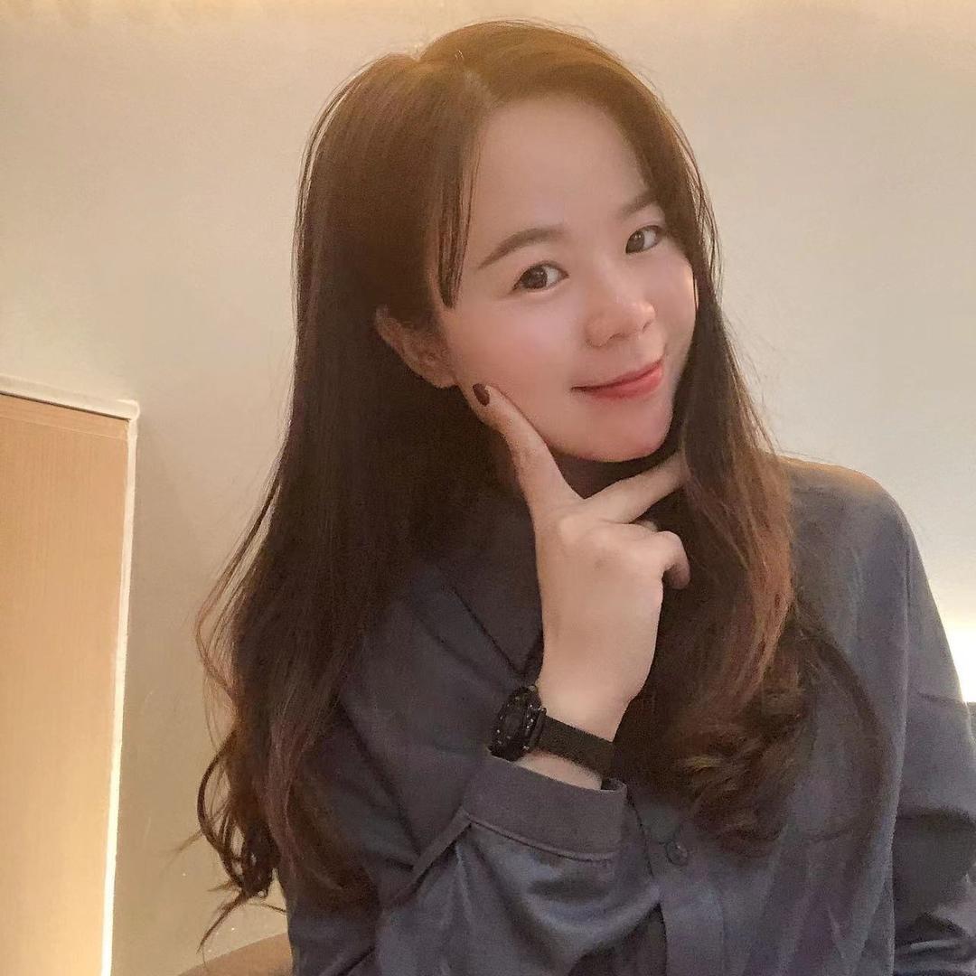 依依❤️🌟