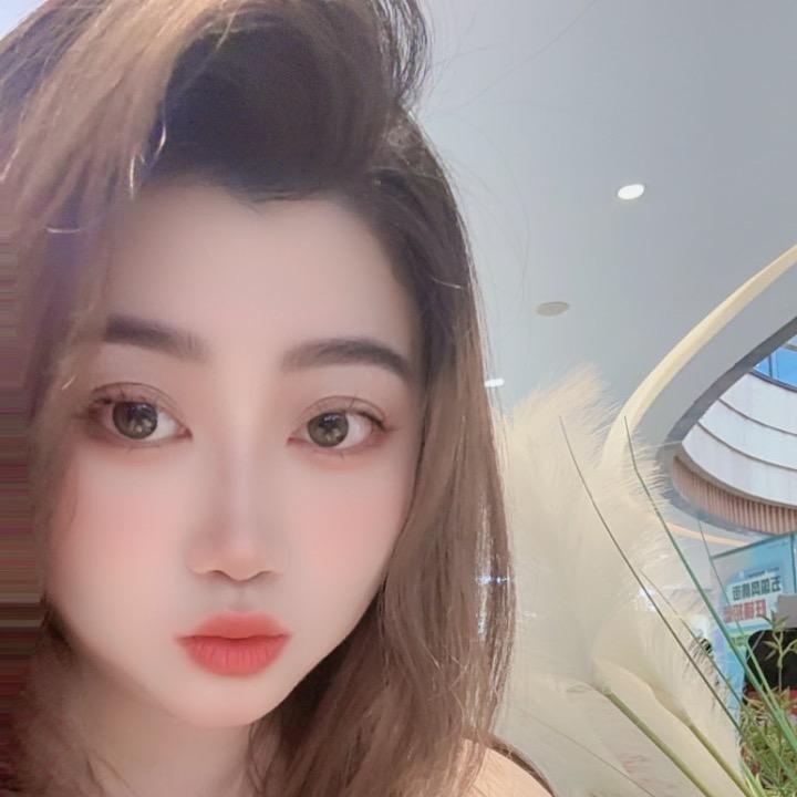 《鑫鸿服饰》加工厂