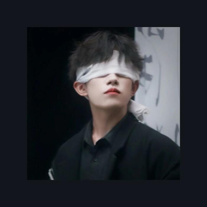 像个废品🚶🏻‍♂️‍➡️