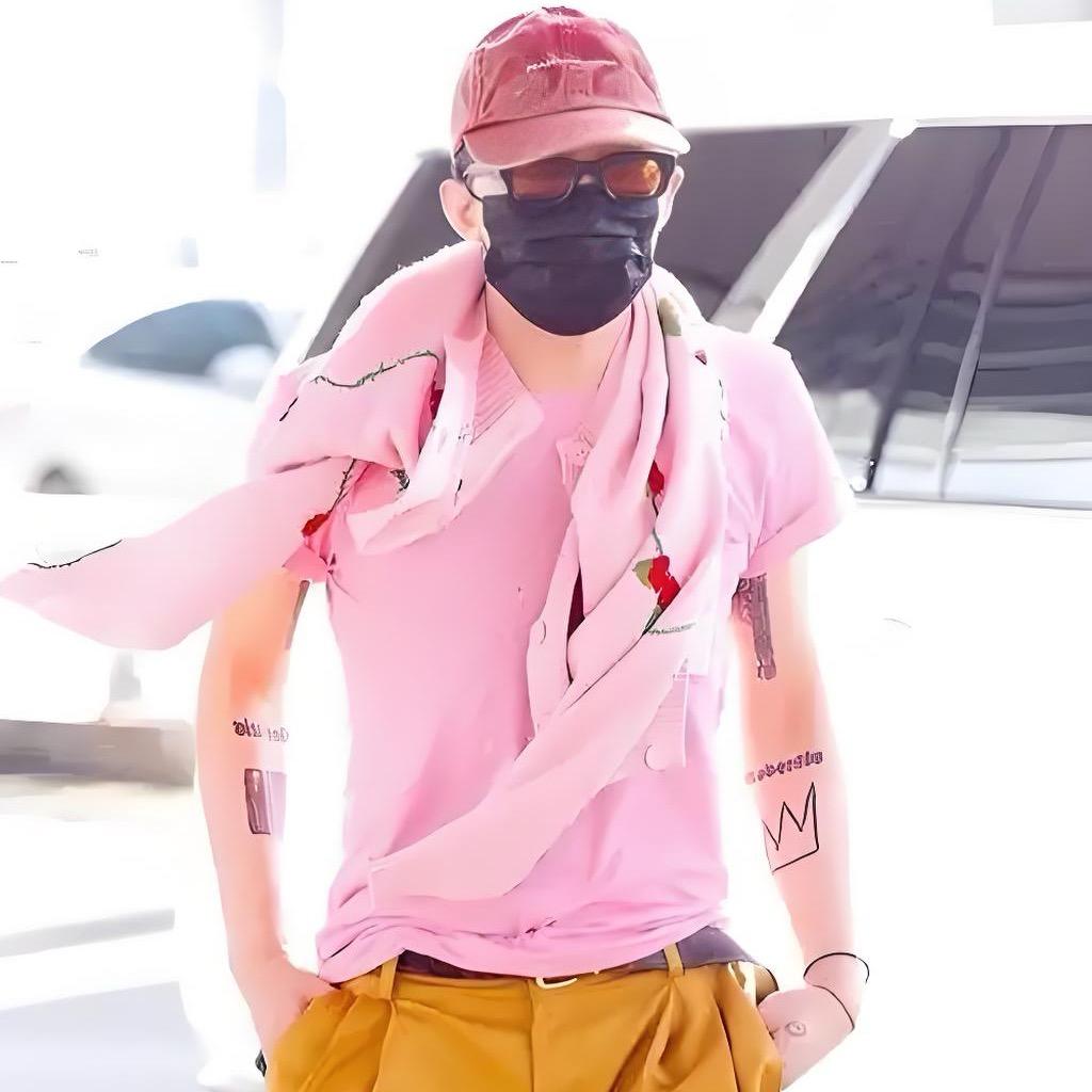 八月你好