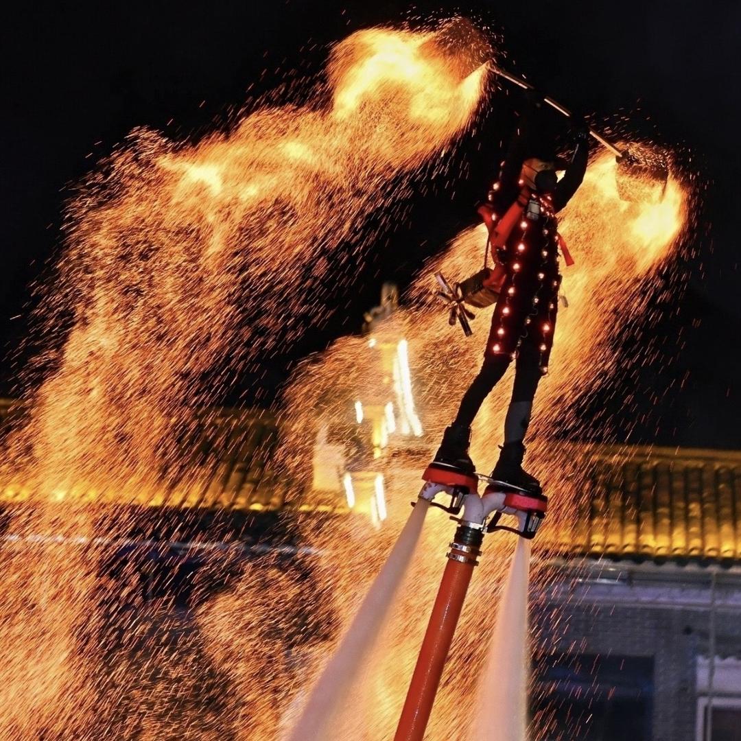 南洲体育水上飞人演绎