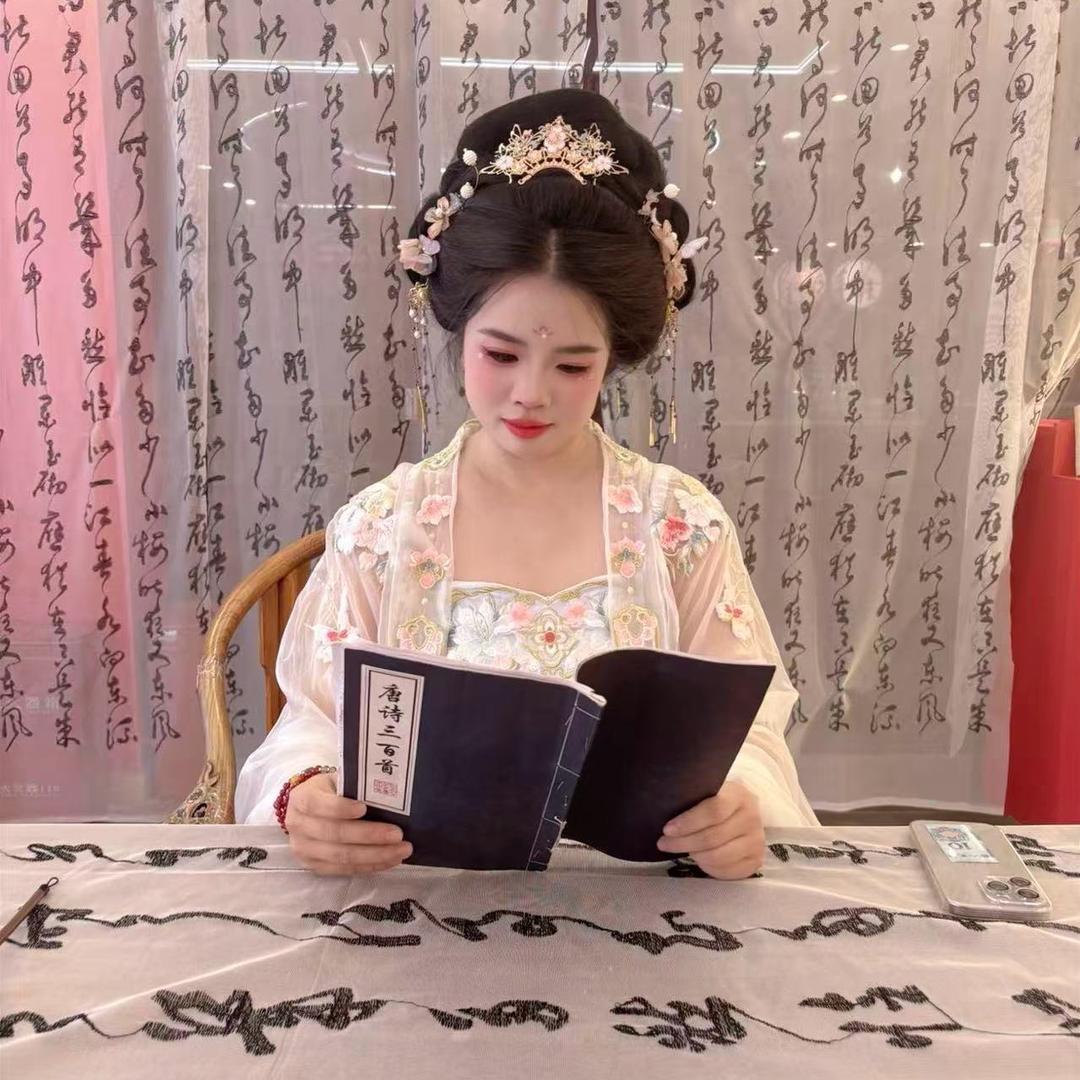 🍀🥀余生随意ゝ🥀🍀