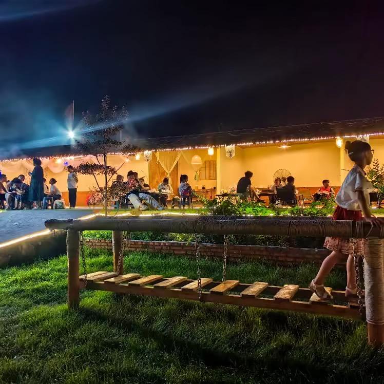 大石桥怡家大院