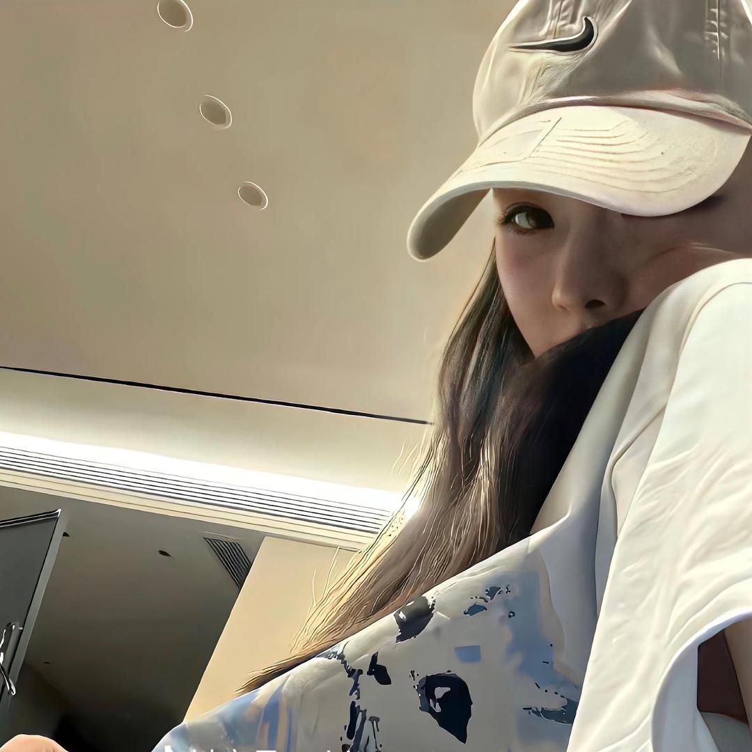 JIE.