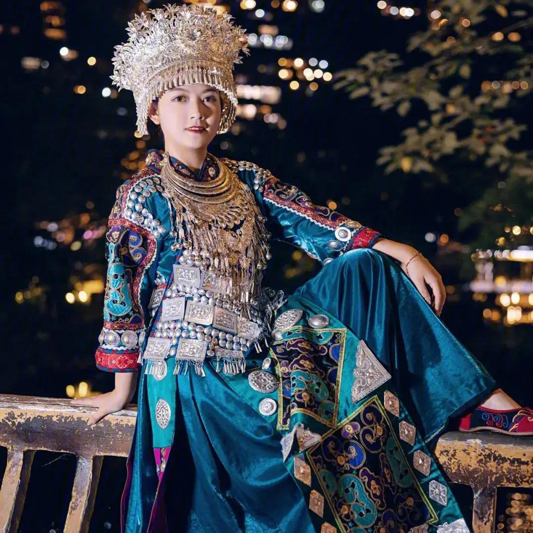 金御堂 生发 白转黑