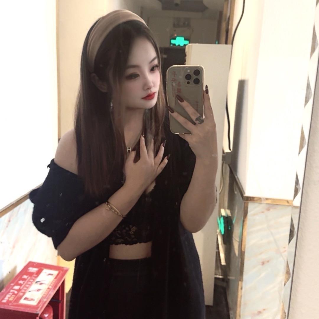 华妹妹🧍‍♀️