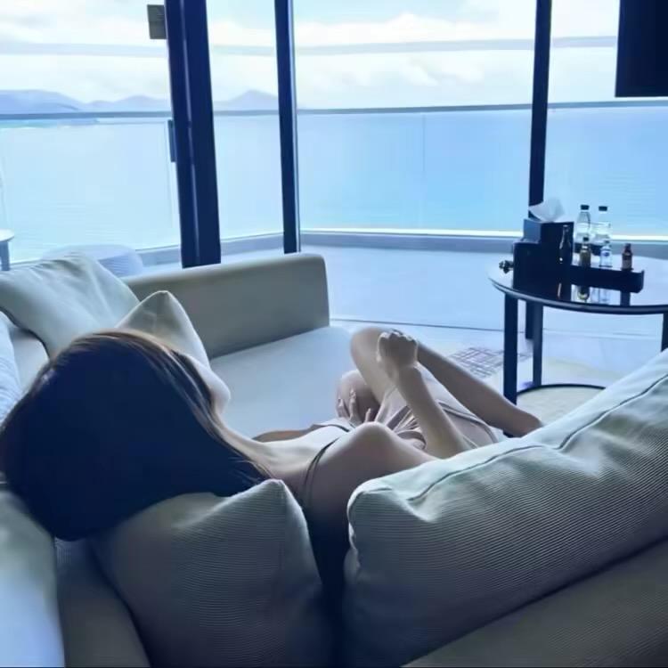 吃宵夜 ￴ ￴ ￴￴ ￴ ￴ ￴