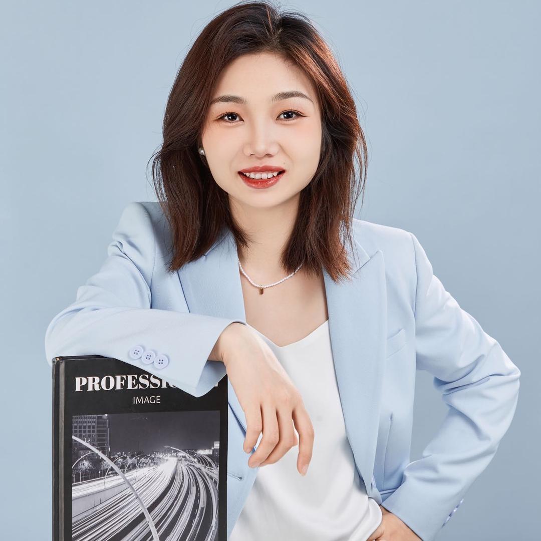 武汉珊珊化妆造型