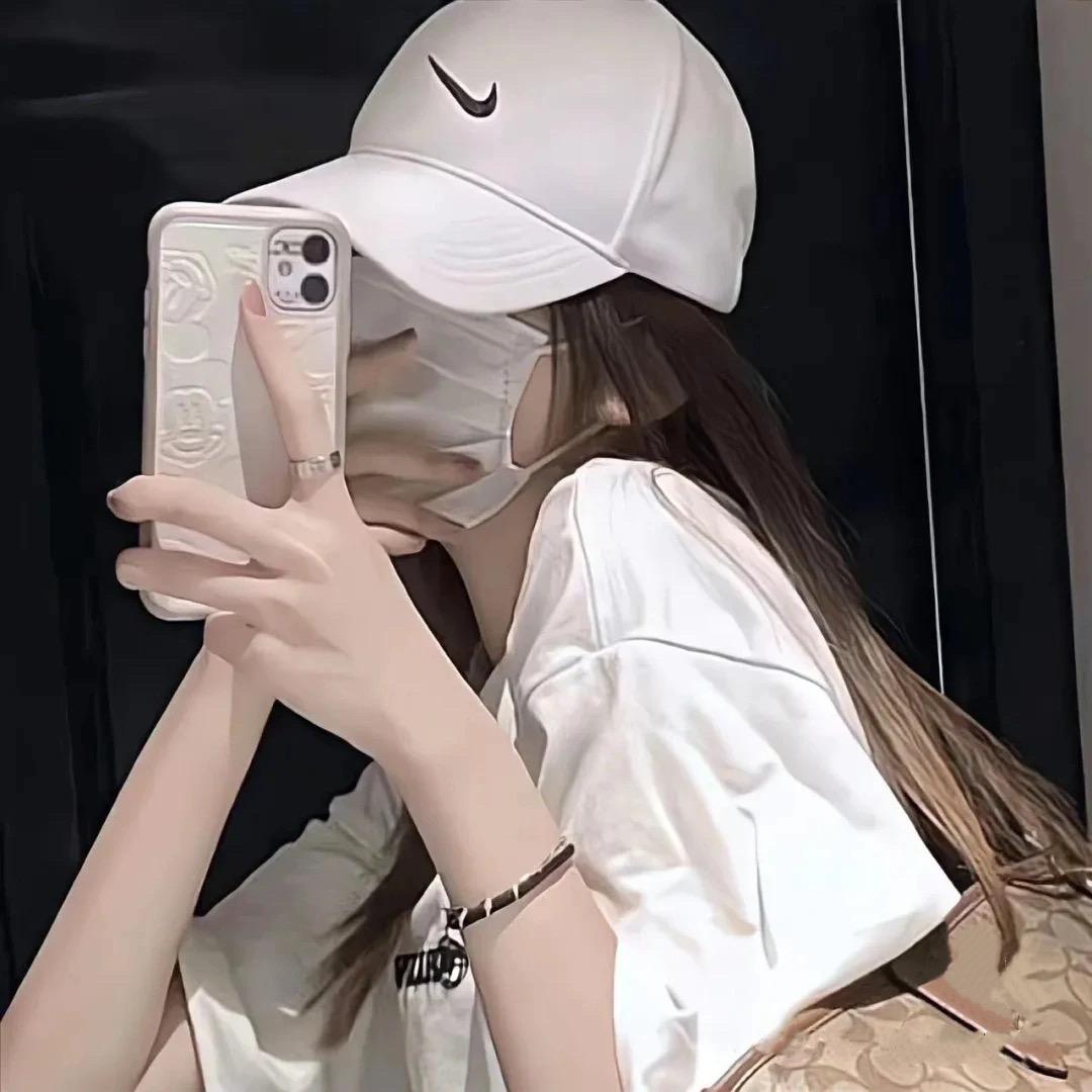 ᥫᩣ.妖孽