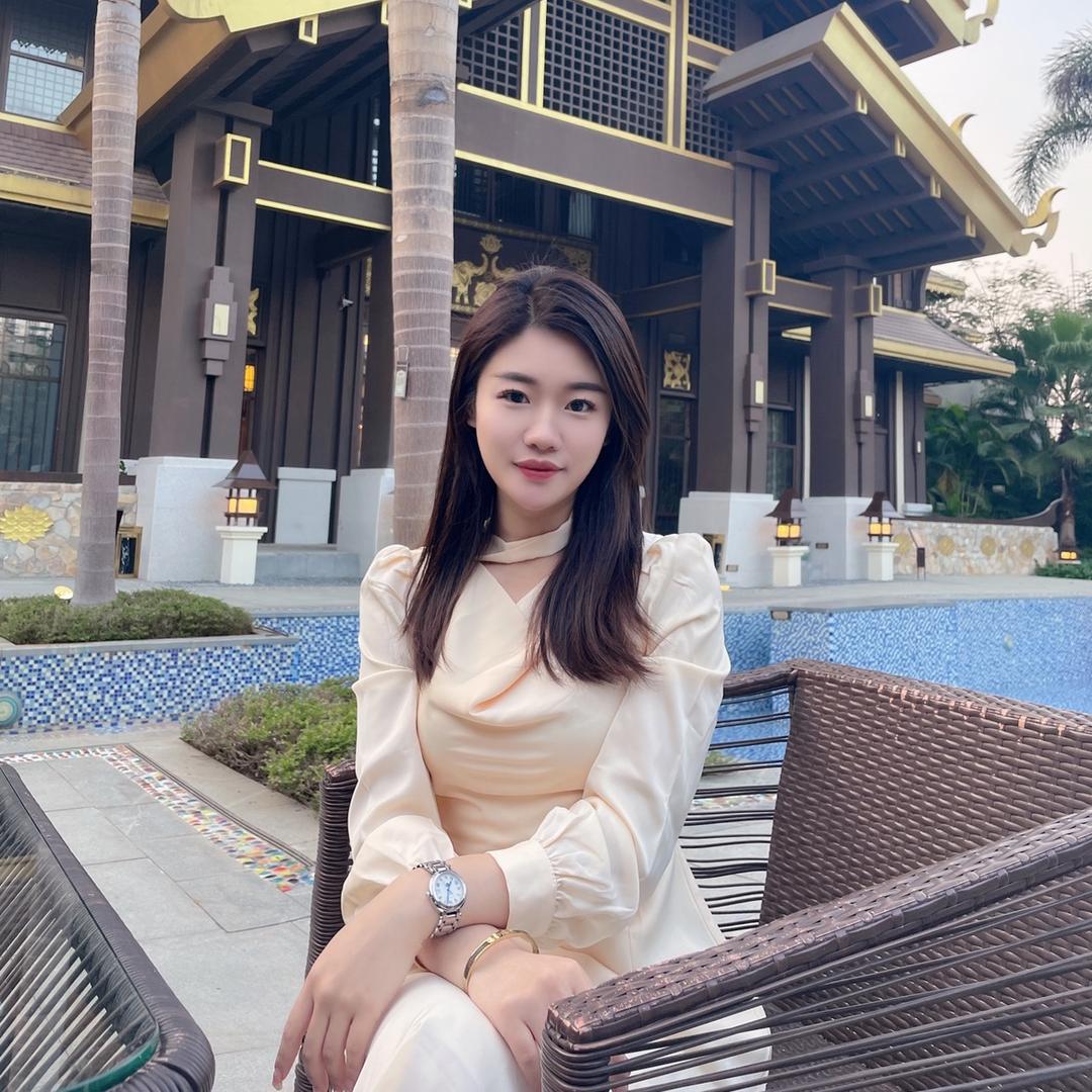 美人余
