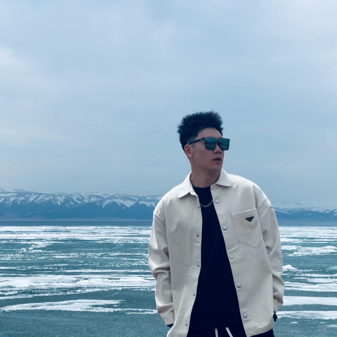 滑雪金行中（雪拾滑雪俱乐部）