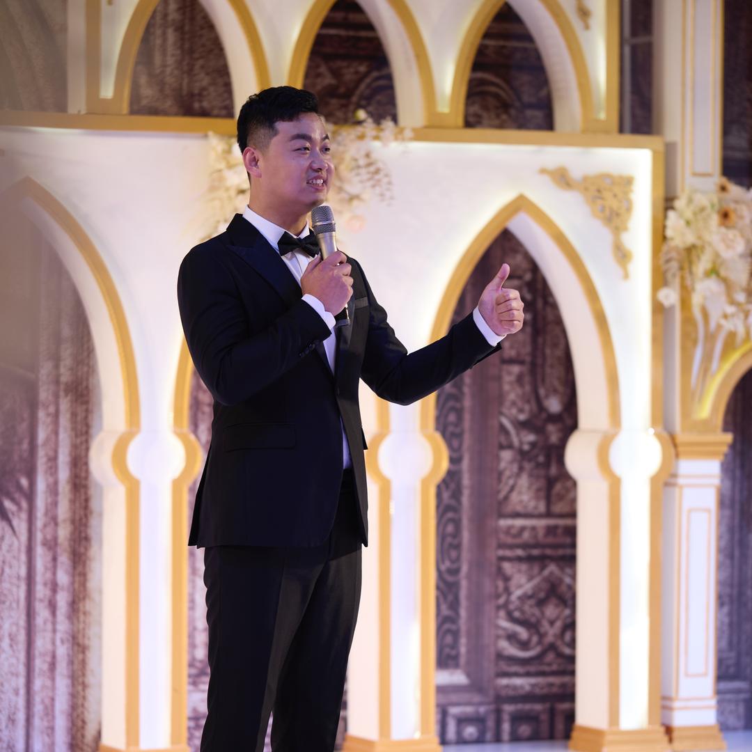 婚礼主持人-子文