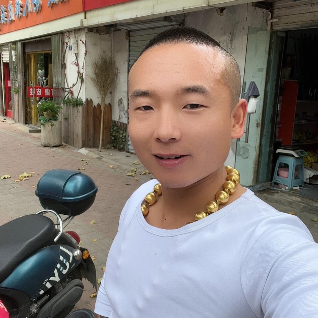 强仔（砥砺前行）