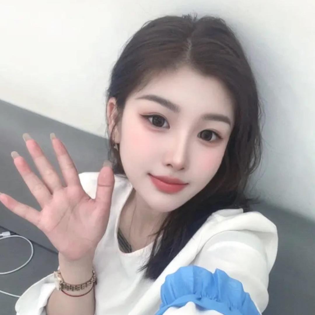 橄榄坝发型师汐子