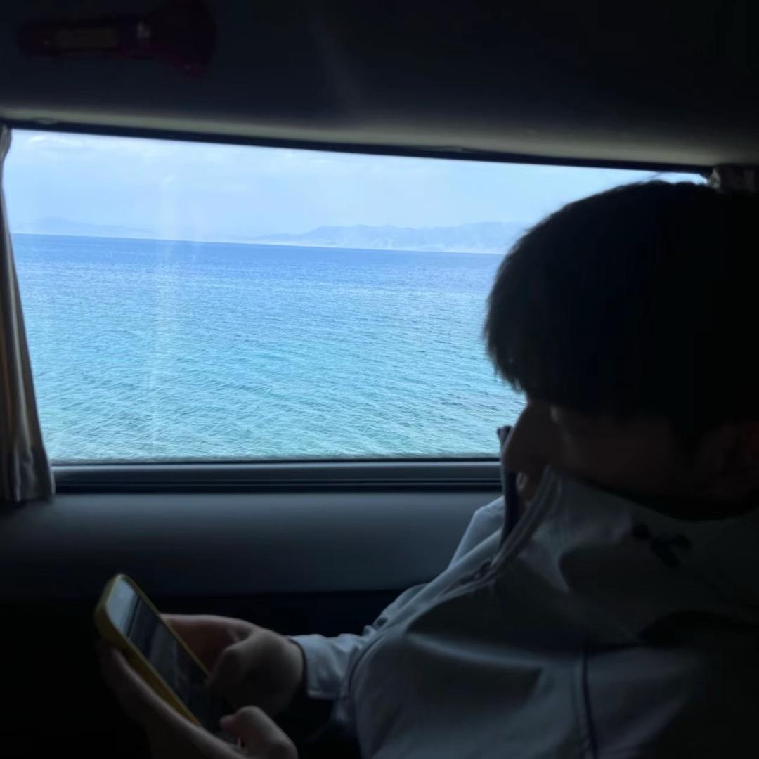 ￴￴ ￴￴ ￴￴