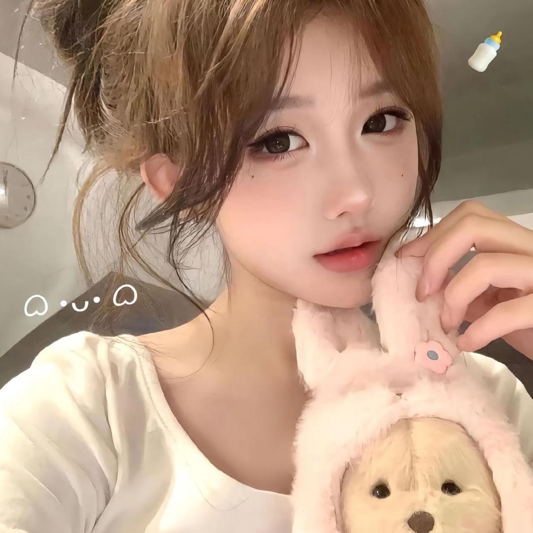 -Jyy•