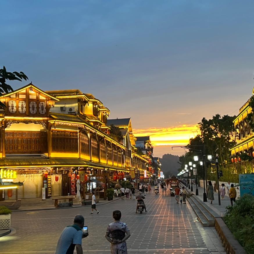 杨杨杨哇