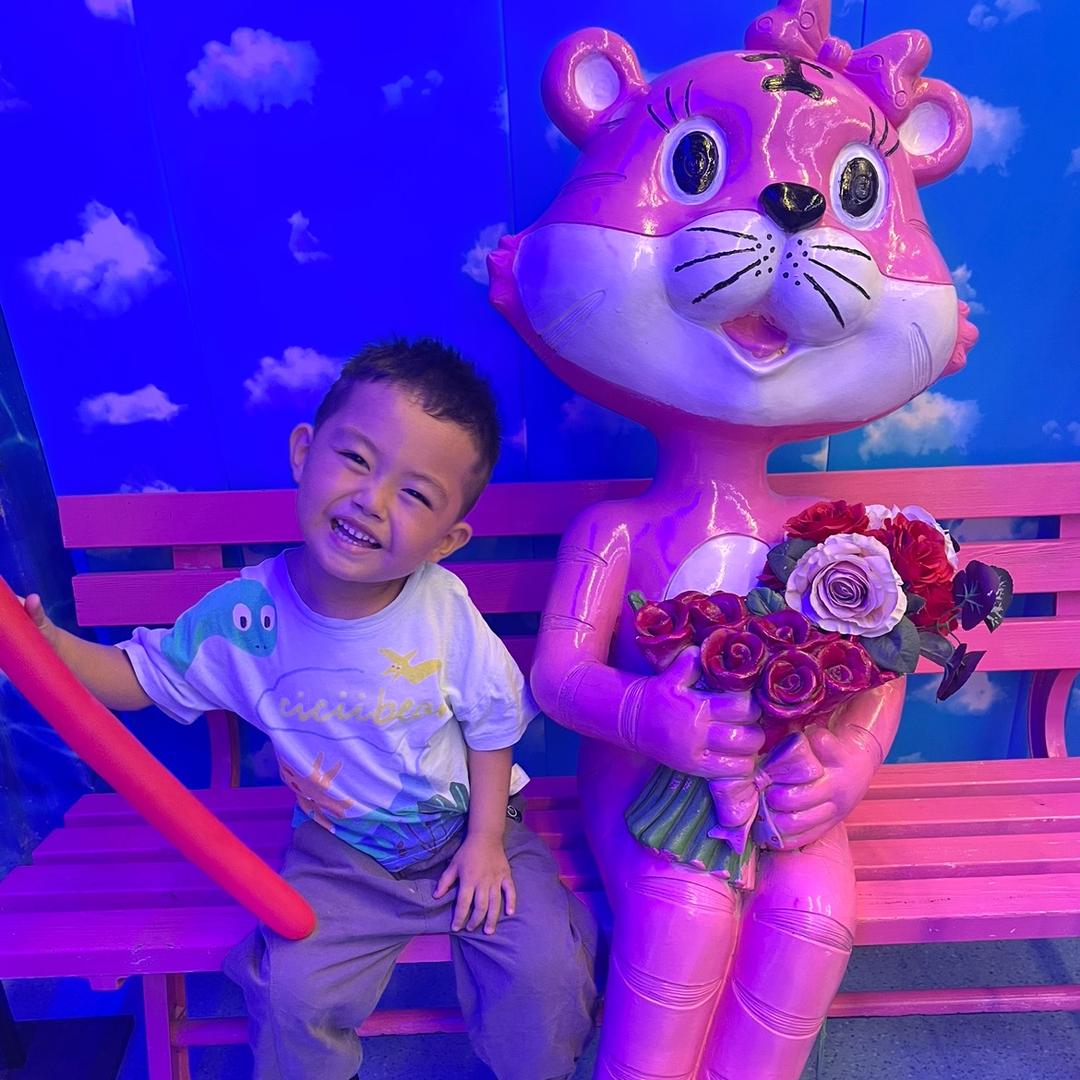 嘿👉看这里🌺我叫小小至