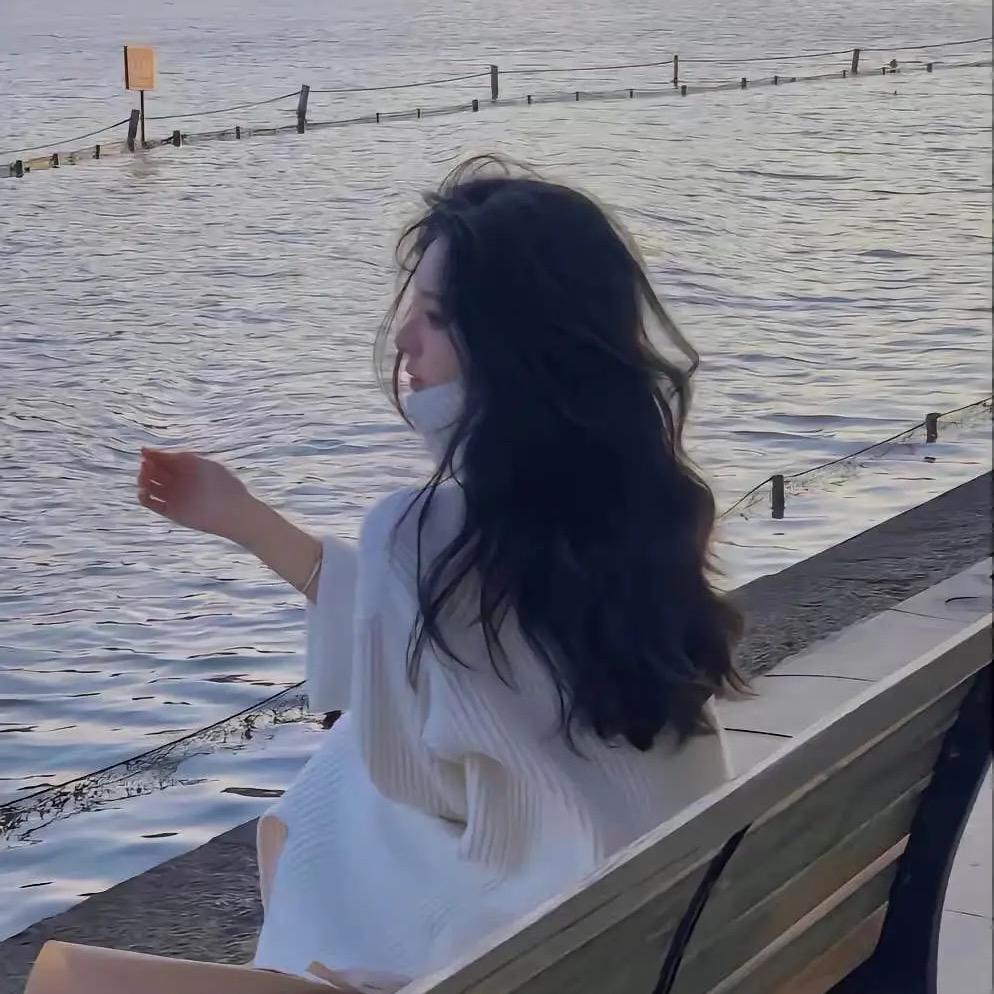 静静💞
