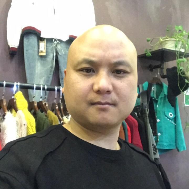 向浩铨