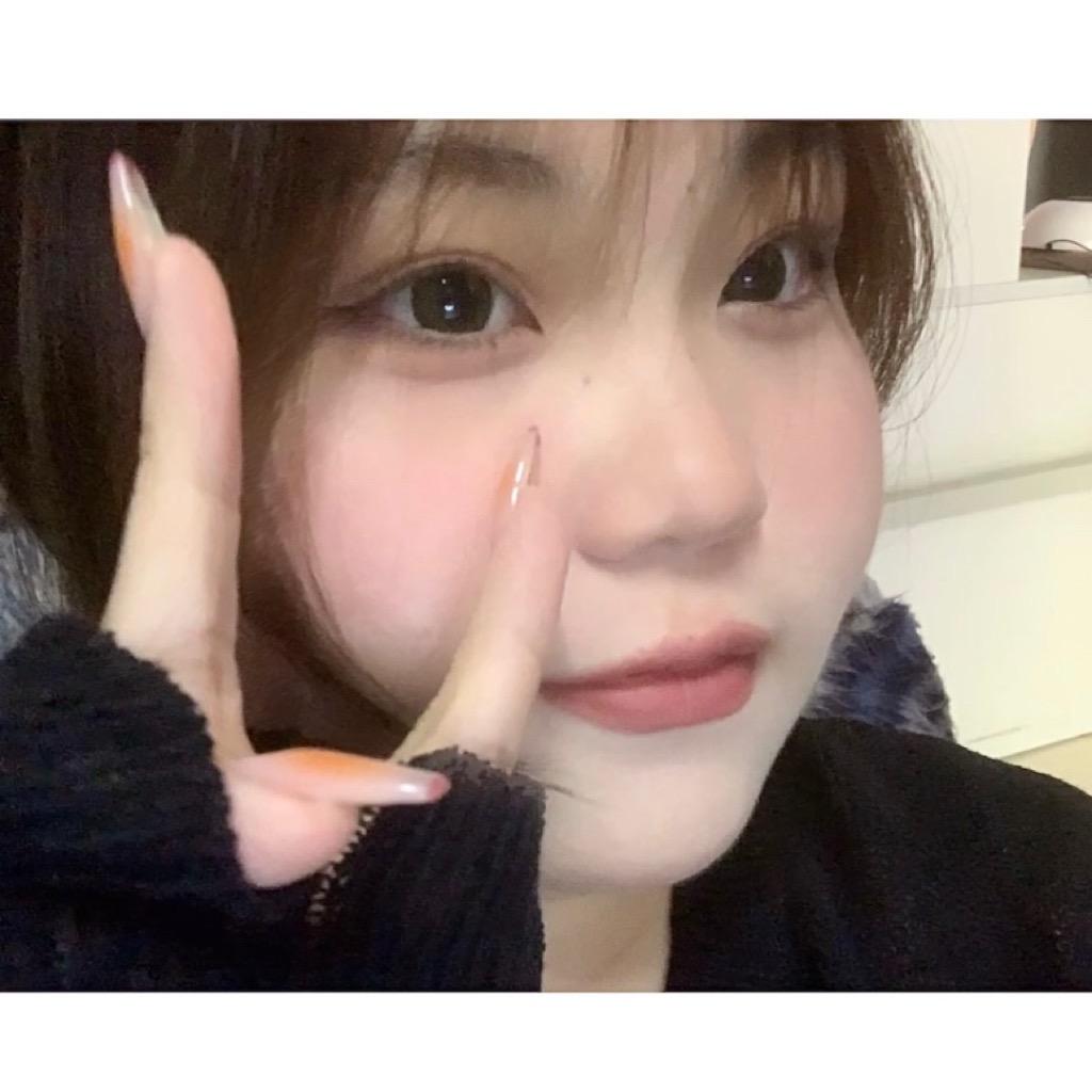 超爱吃薯条的亚亚🍟