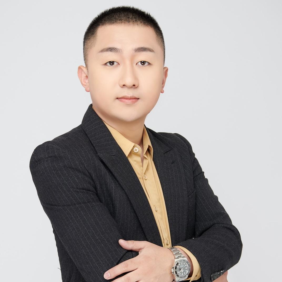 福州华颜🏨创始人汤境