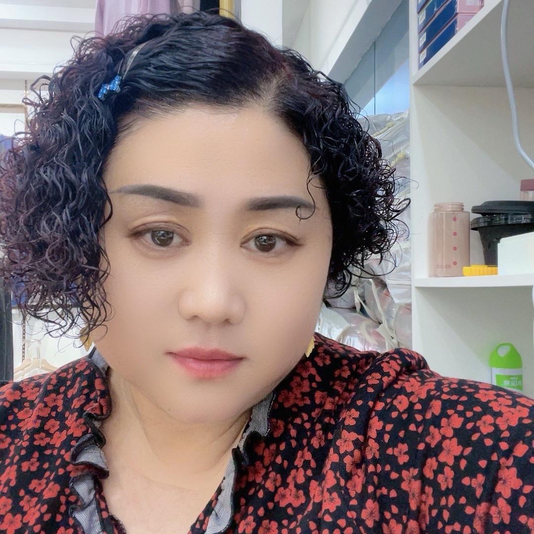 叶县赏心内衣李素贞