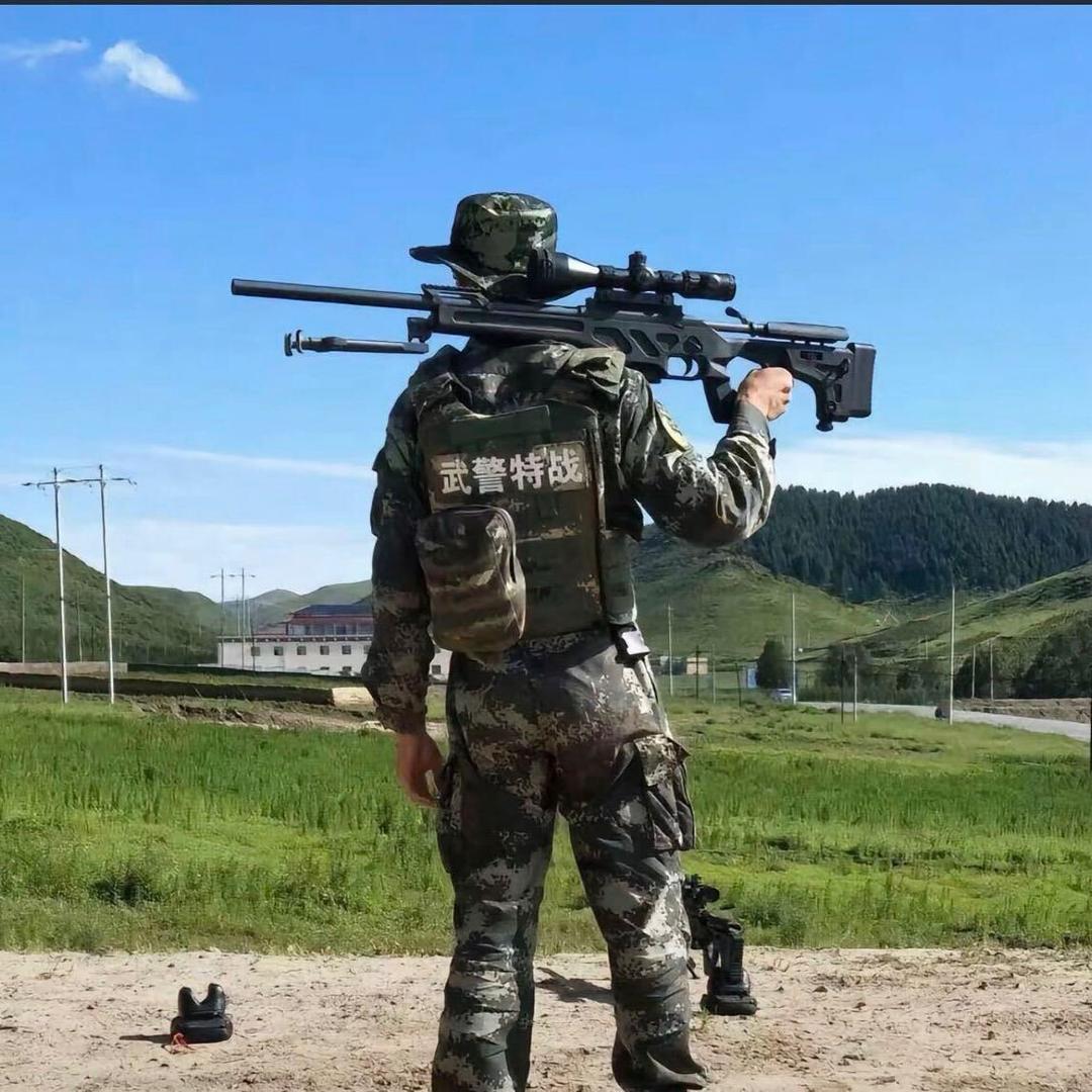 万安山迈依顿减重训练营李教练