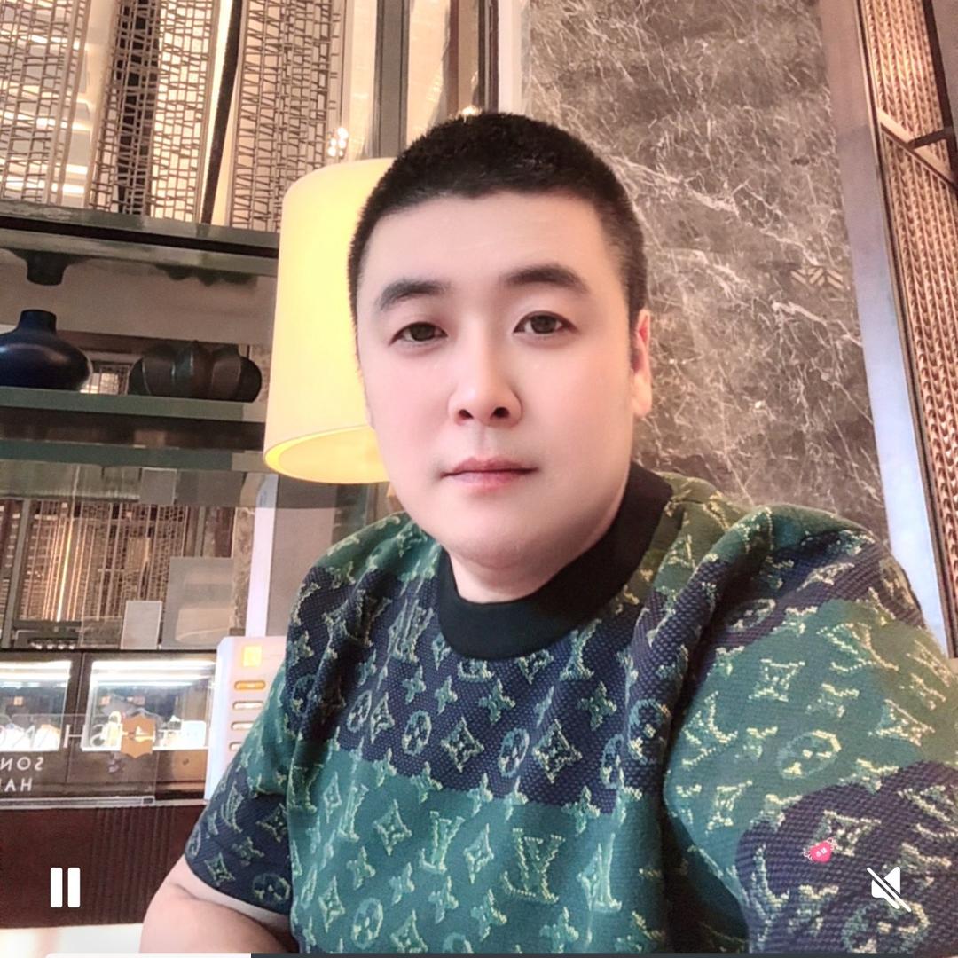 💰晓亮哥💍