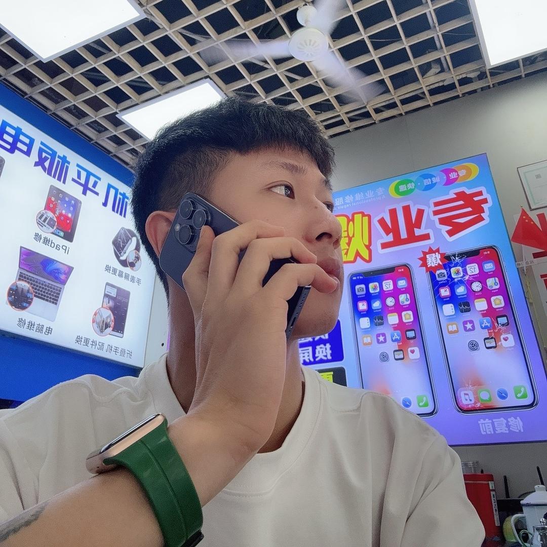 昇武在华强北（收机）