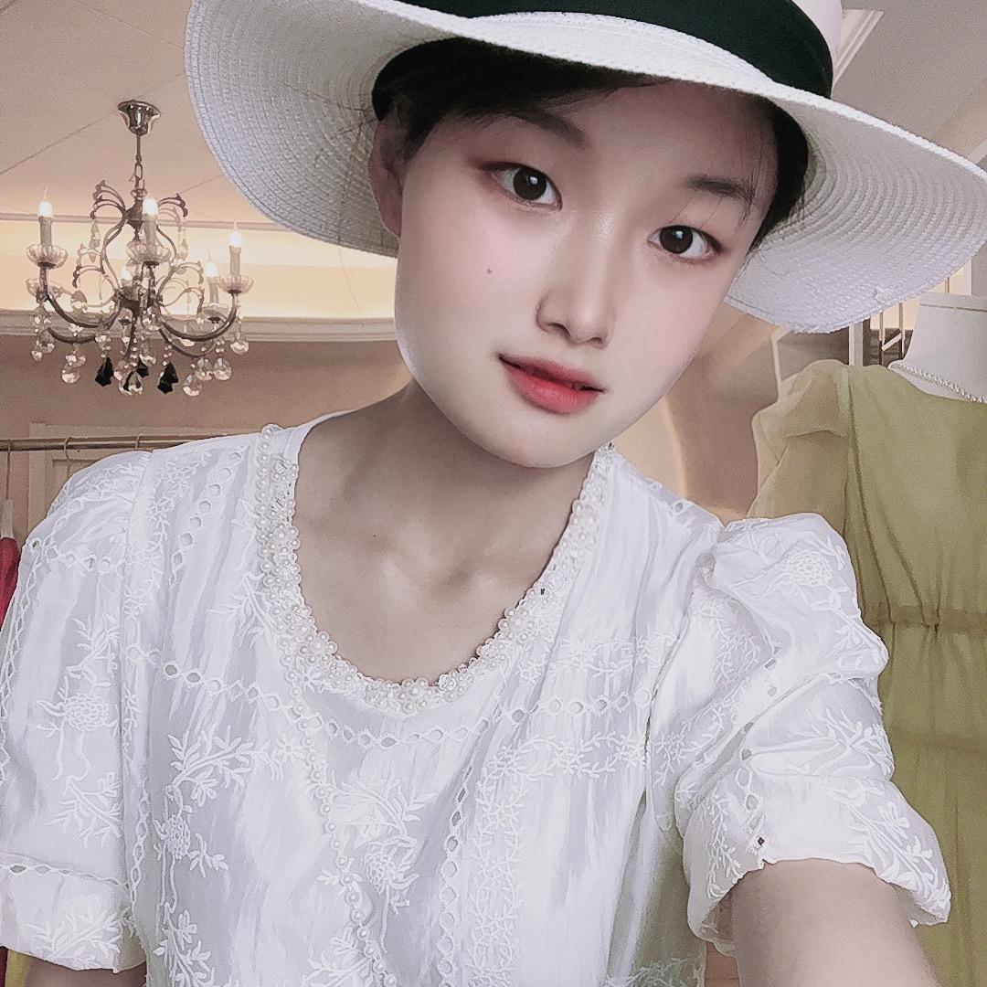 露露私人定制服饰