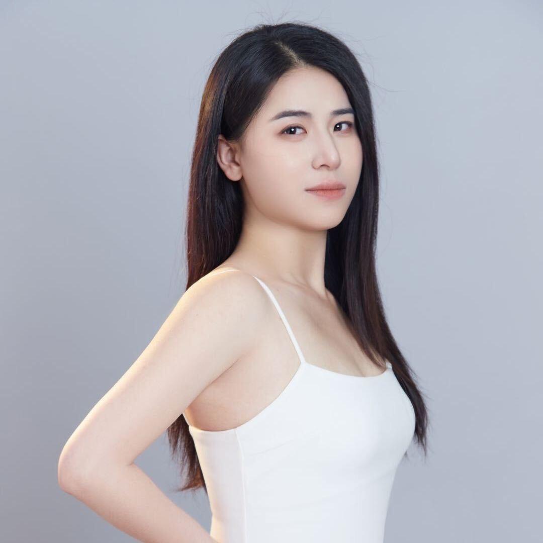 演员 姚心怡