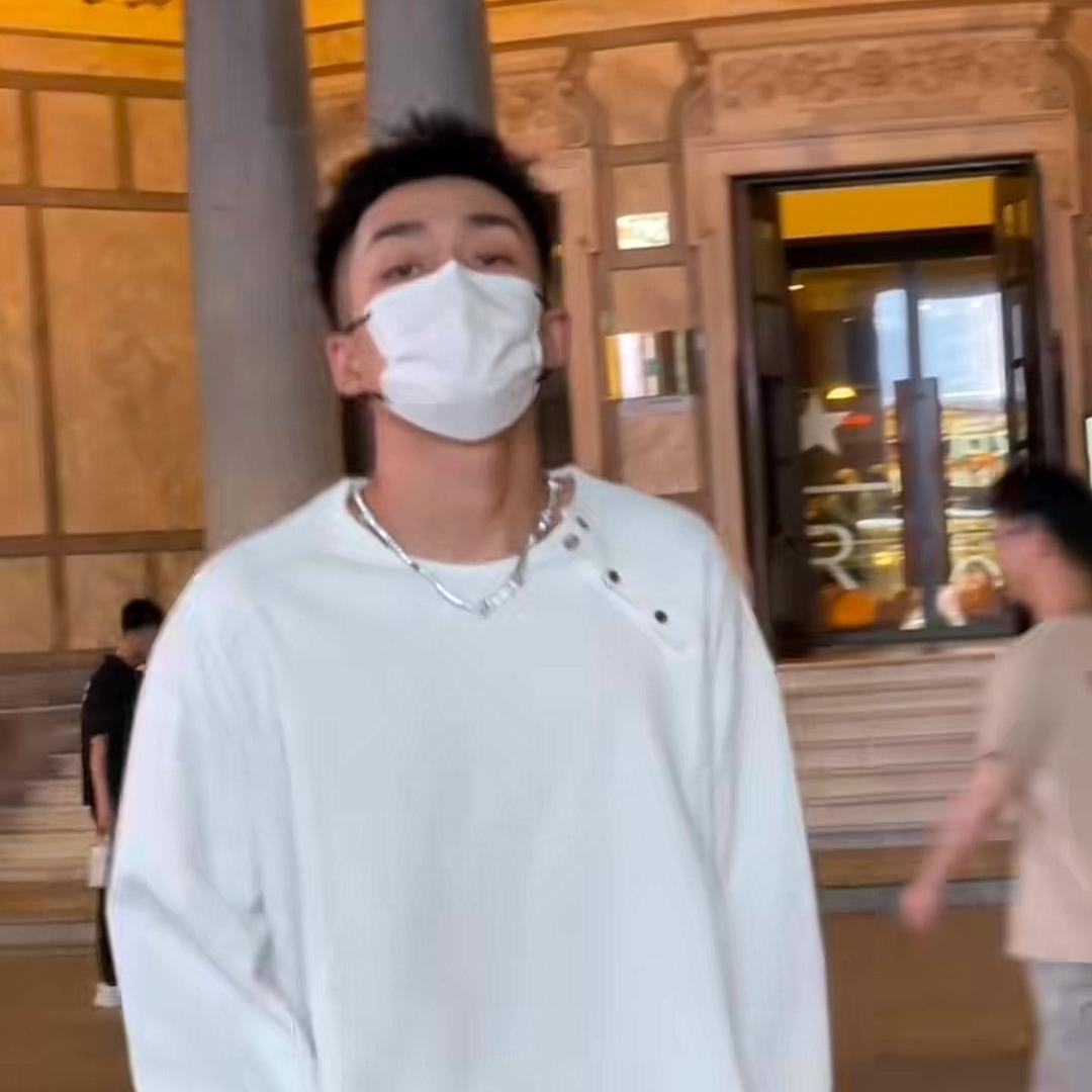 林小霖
