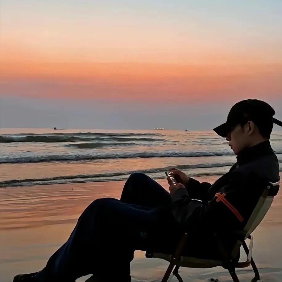 一杯冰美式（银行）