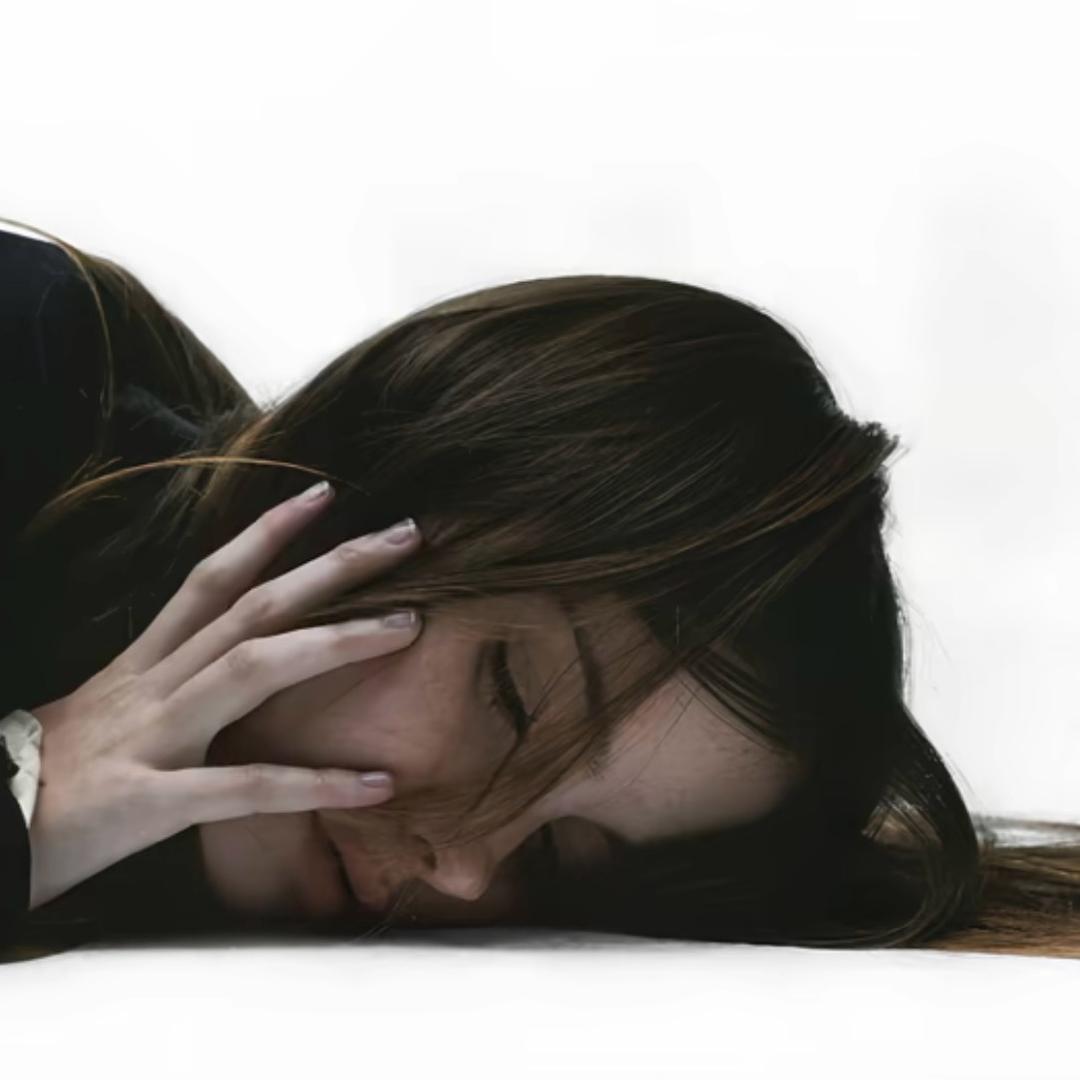 女的 .