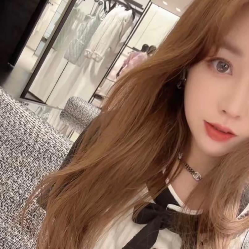 游鹿鹿私服穿搭