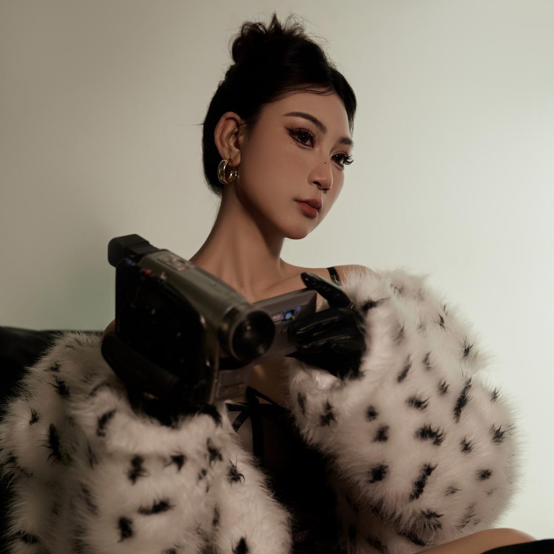 邱晓晓吖   .