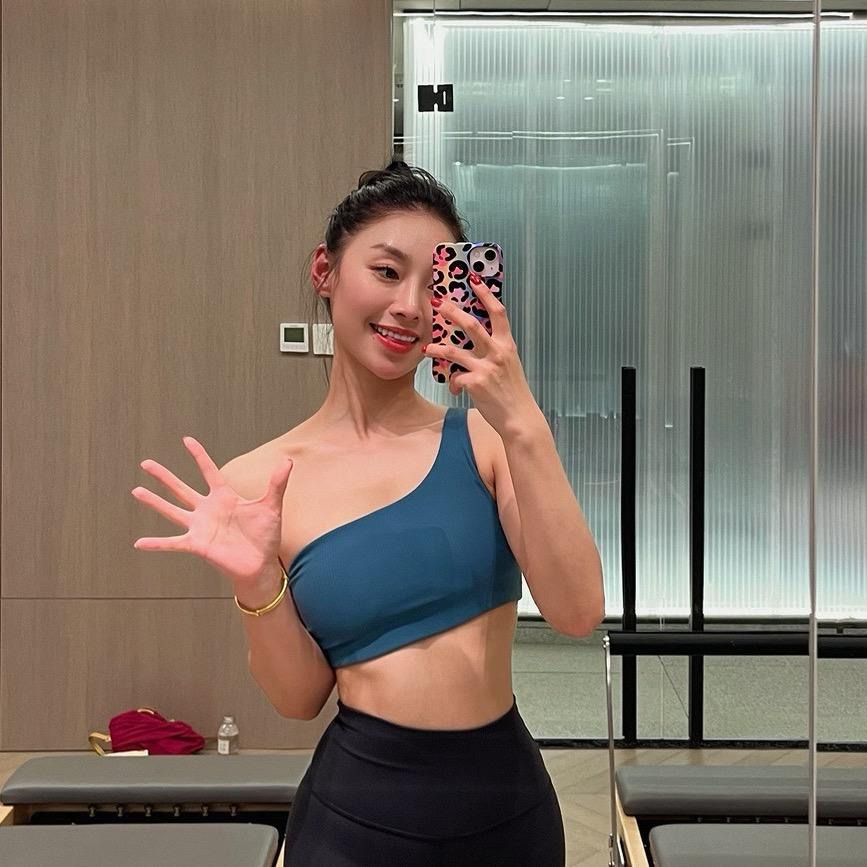 臻•瑜伽维秘体雕