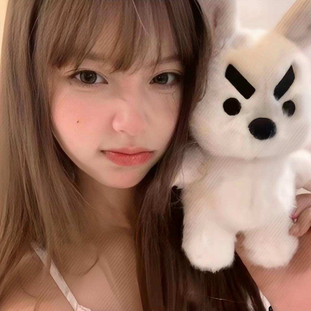 怡怡怡^