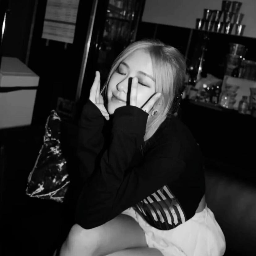 ￴ ￴ ￴ ￴￴ ￴ ￴