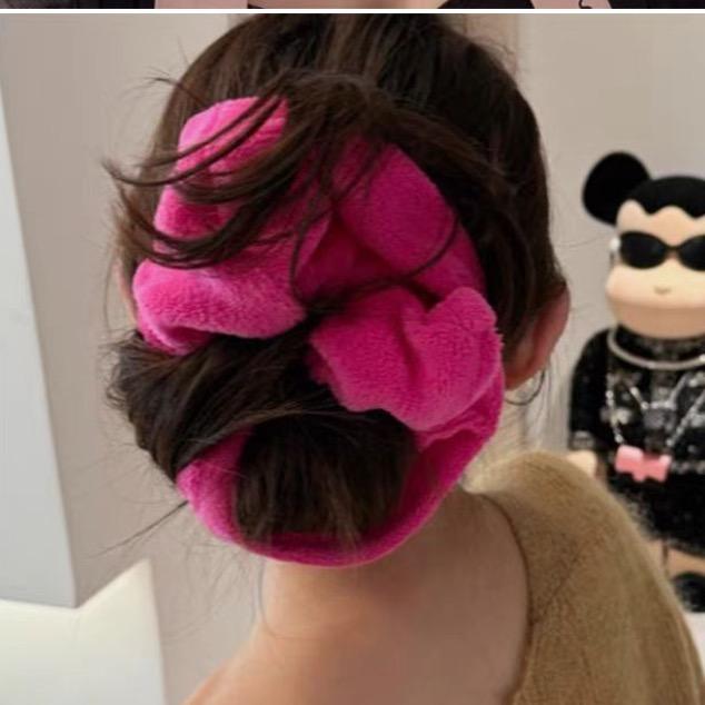 圆宝滚滚聚大财