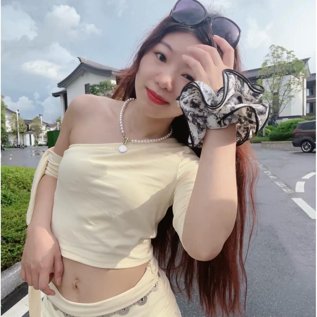 蜘蛛🕷️诗诗吃喝玩乐